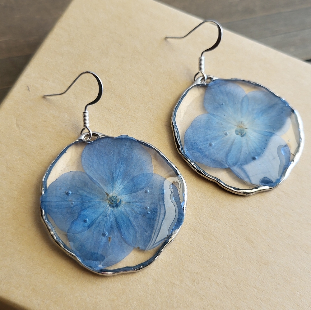 Blue Hydrangea Flower Earrings- Handmade Earrings- Blue Flower Earrings- Flower - Picture 6 of 7
